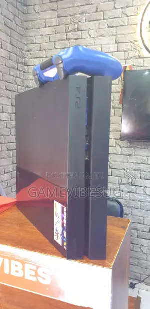 Gold Standard Ps4 Console: 16 Games 2 Controllers - Tested