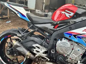 BMW S 1000 R 2018 Red