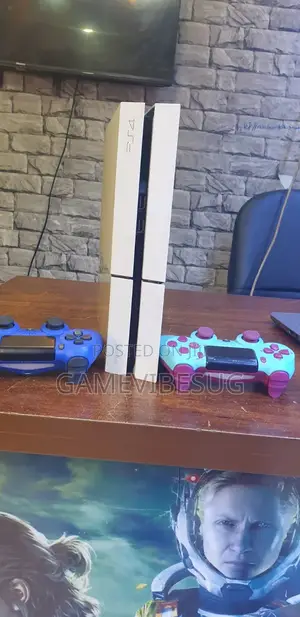 Awesome Ps4 Standard Deal: 170 Games 2 Controllers - Tested