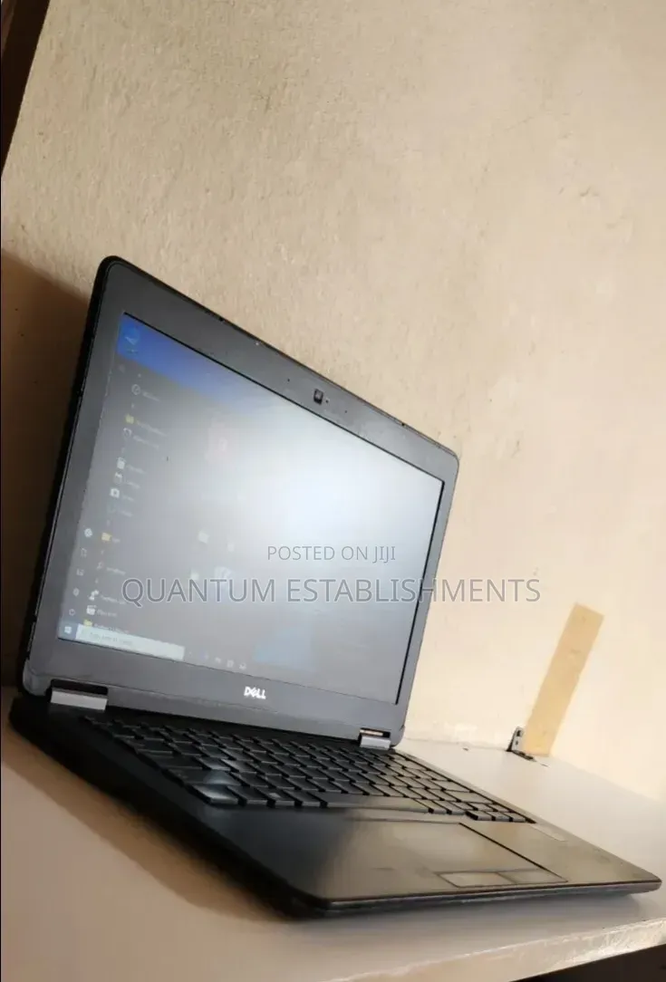 Laptop Dell Latitude 12 E7250 8GB Intel Core i5 SSD 128GB