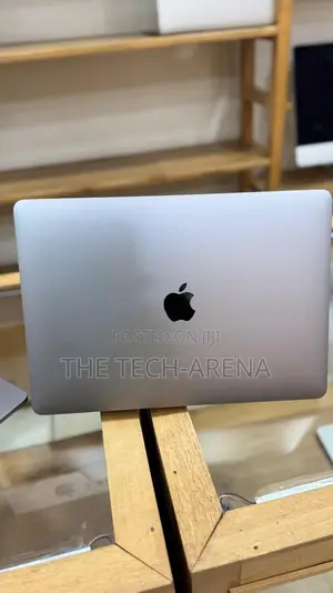 New Laptop Apple MacBook Air 2020 16GB Intel Core i7 SSD 256GB