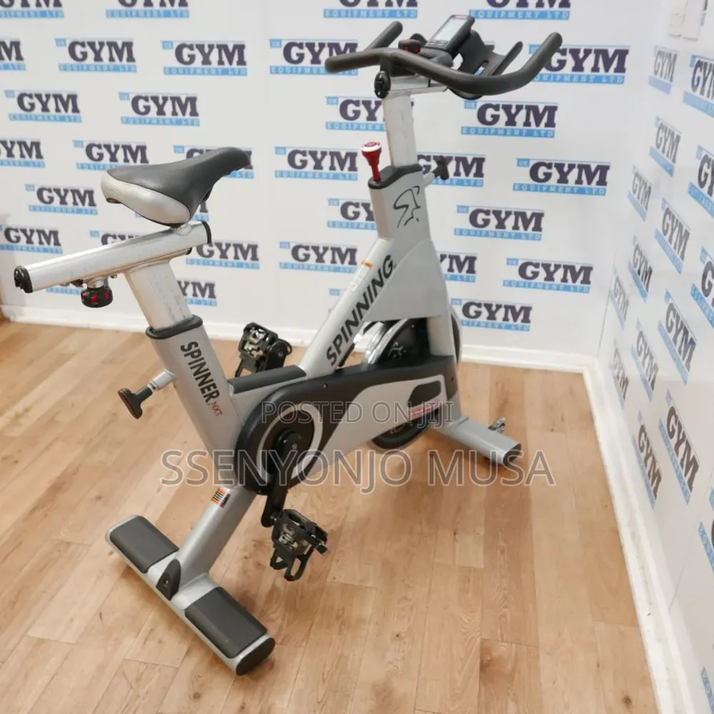 Spinner Commercial Spin Bike – Adjustable Indoor Cycling Bike With Led