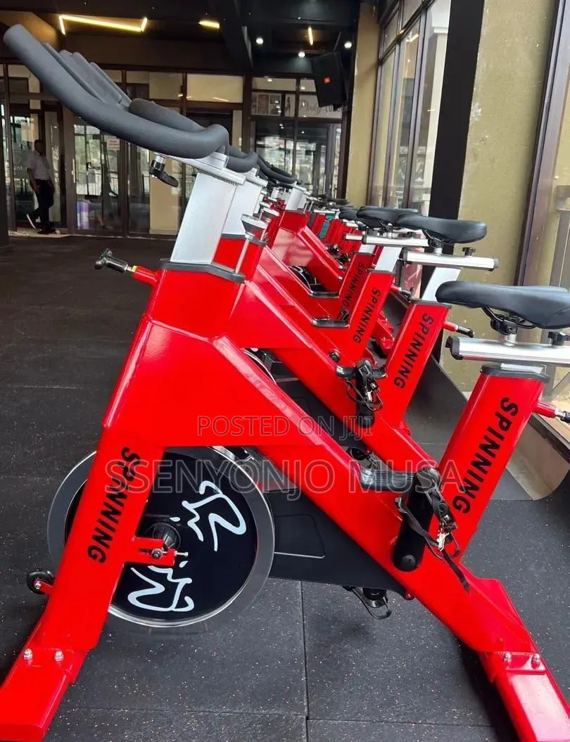 Spinner Commercial Spin Bike – Adjustable Indoor Cycling Bike With Led