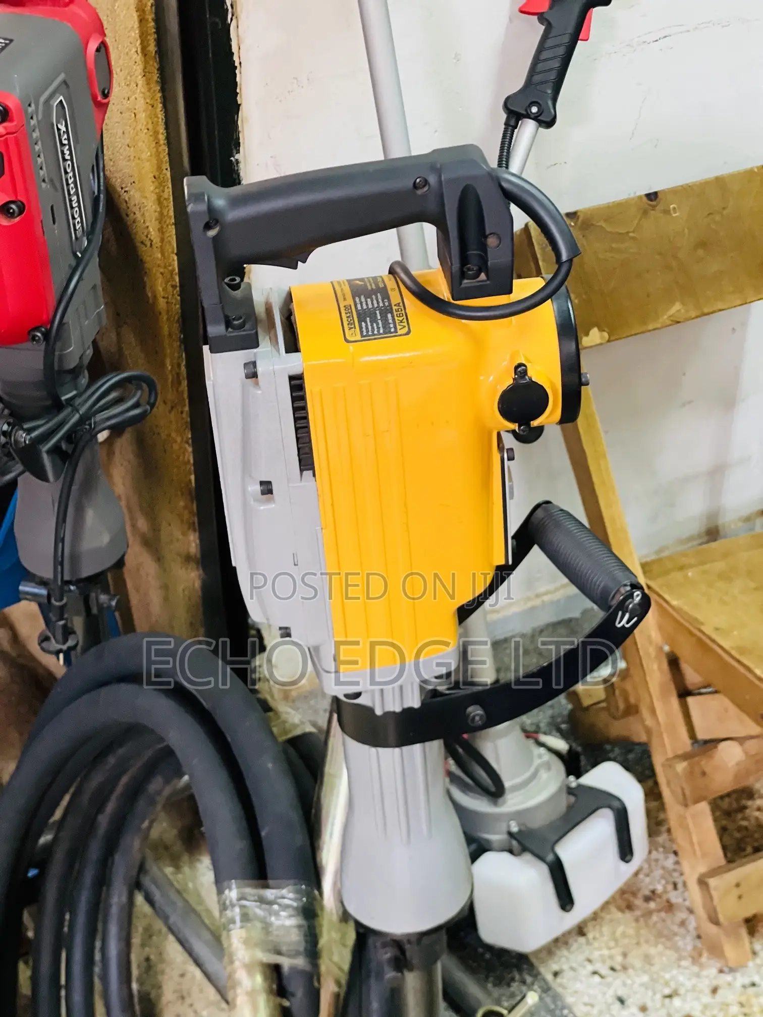 Breaker Machine