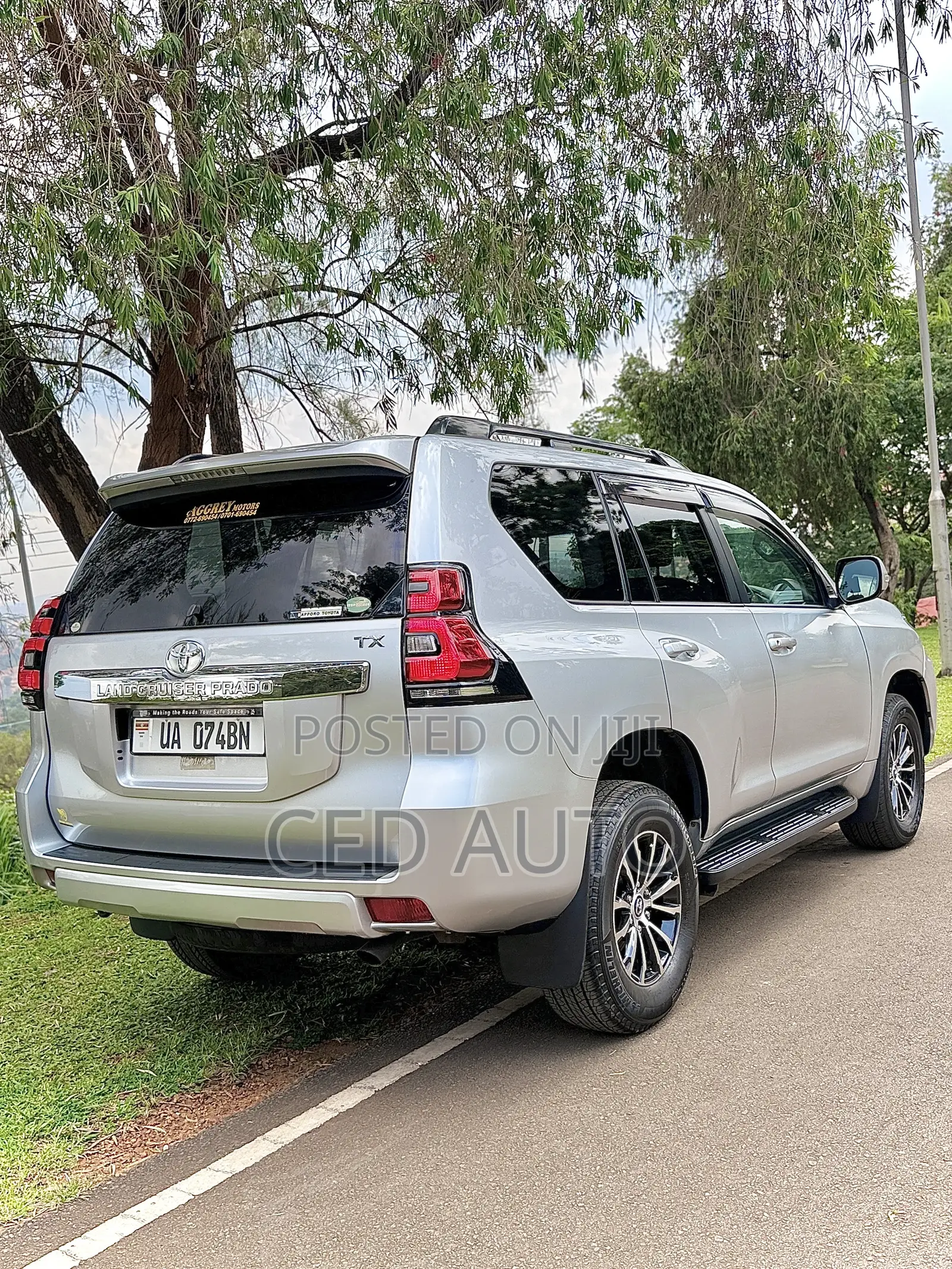 Toyota Land Cruiser Prado 2018 Silver