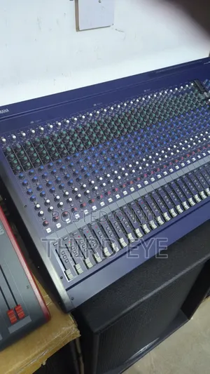 Yamaha Mixer Mg32