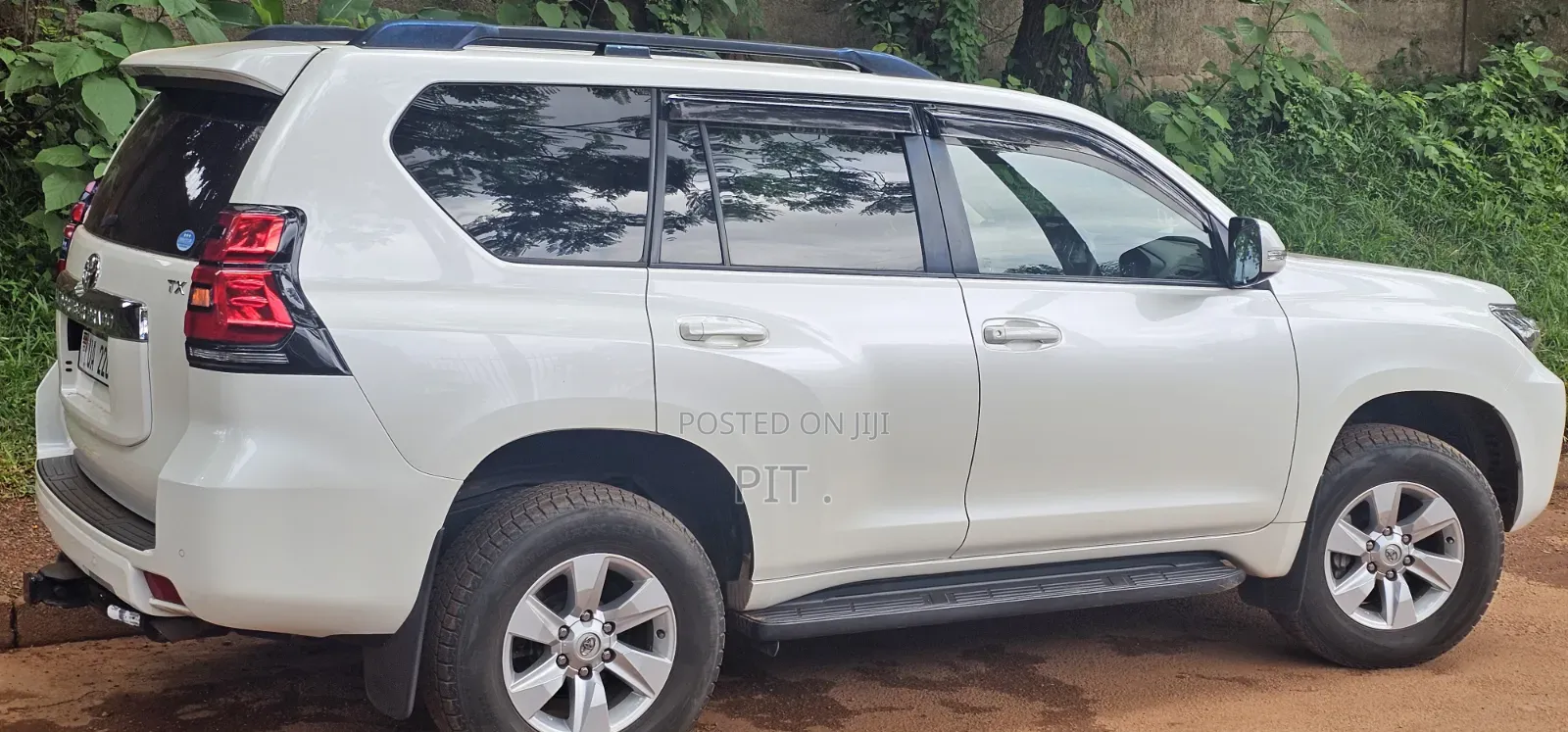 Toyota Land Cruiser Prado 2.7 2018 Pearl
