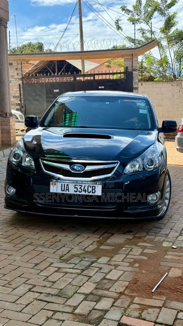 Subaru Legacy 2011 Black