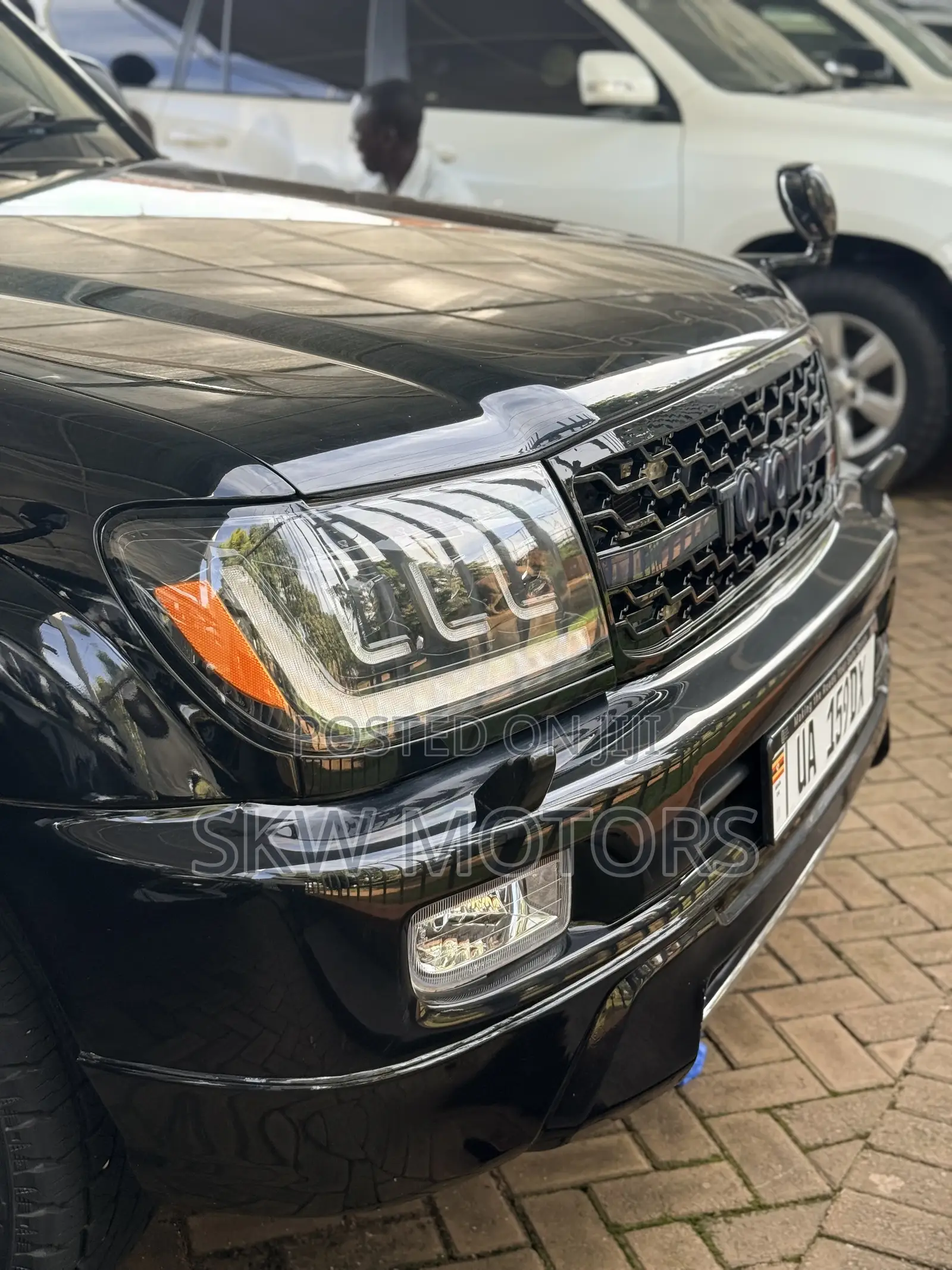Toyota Land Cruiser Cygnus 4.7 2006 Black