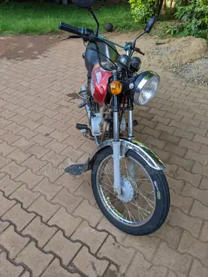Bajaj Boxer 2015 Red