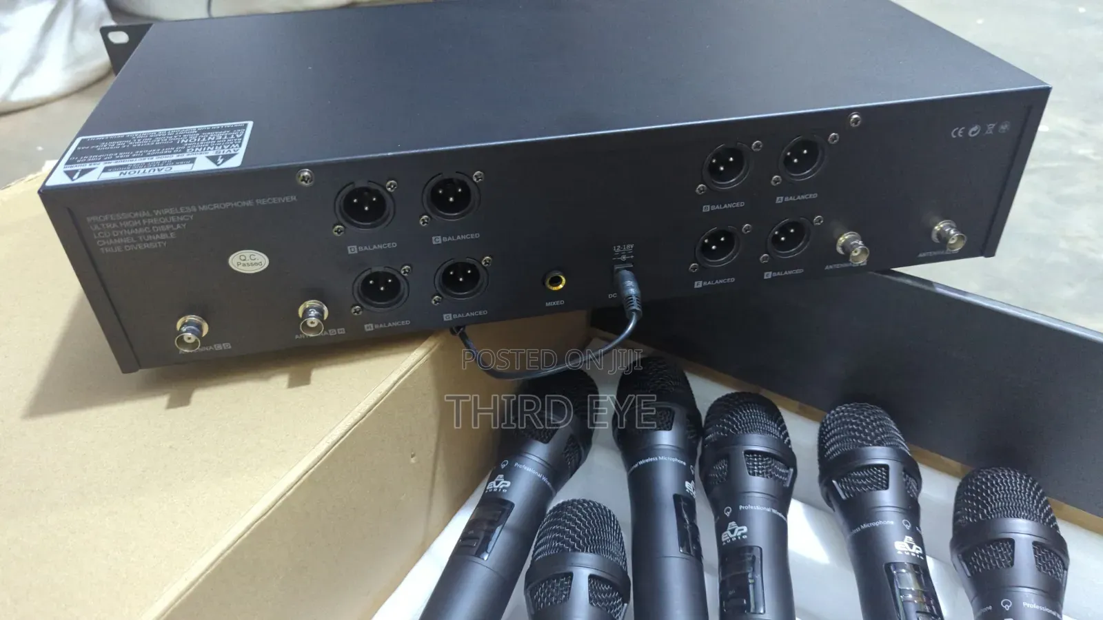 Professional Wireless Microphone 8 Pieces Evp Audio Skm8800a