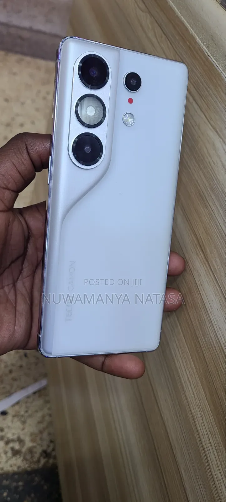 Tecno Camon 50 Pro 256 GB Rose Gold