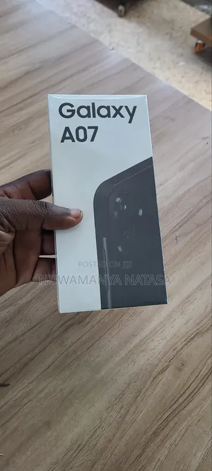 New Samsung Galaxy A07 4G 256 GB Red