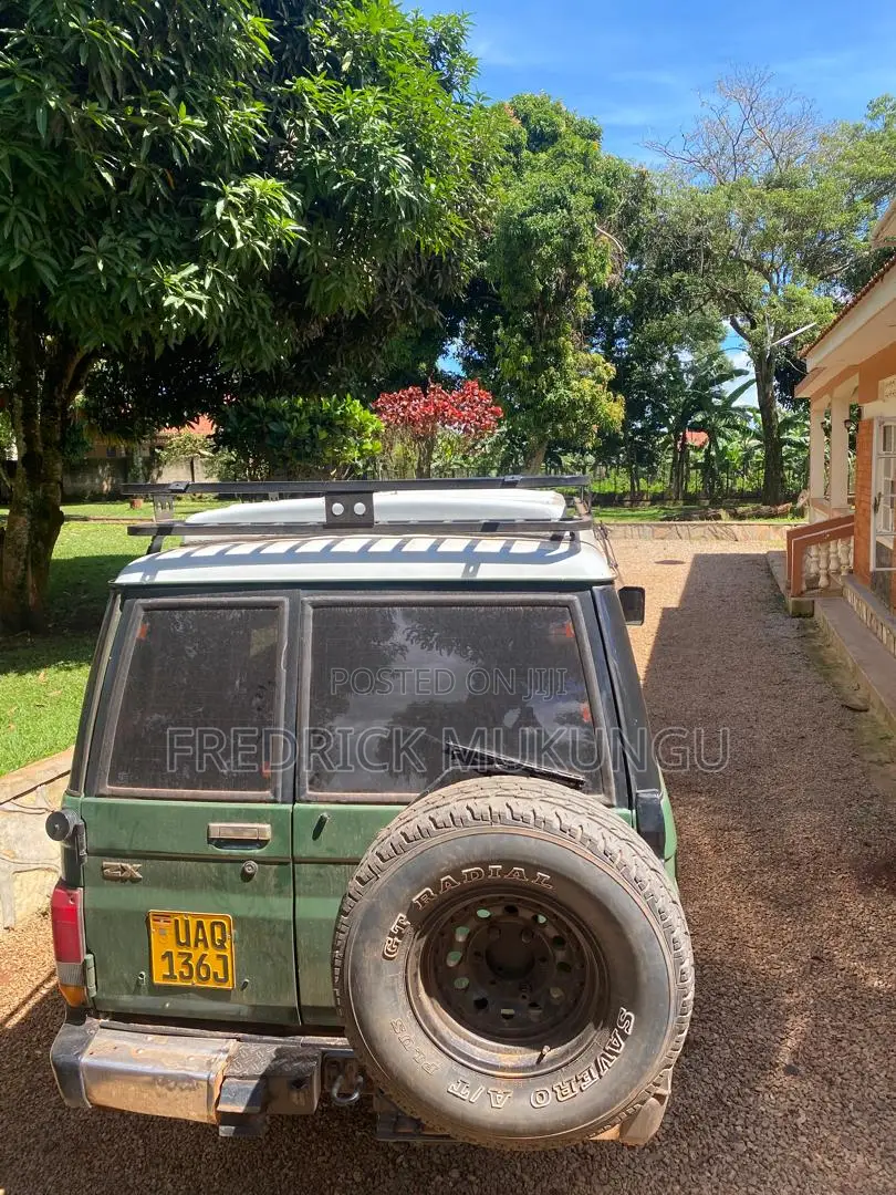 Toyota Land Cruiser 1996 Green