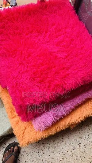 Medium Fuffly Carpet