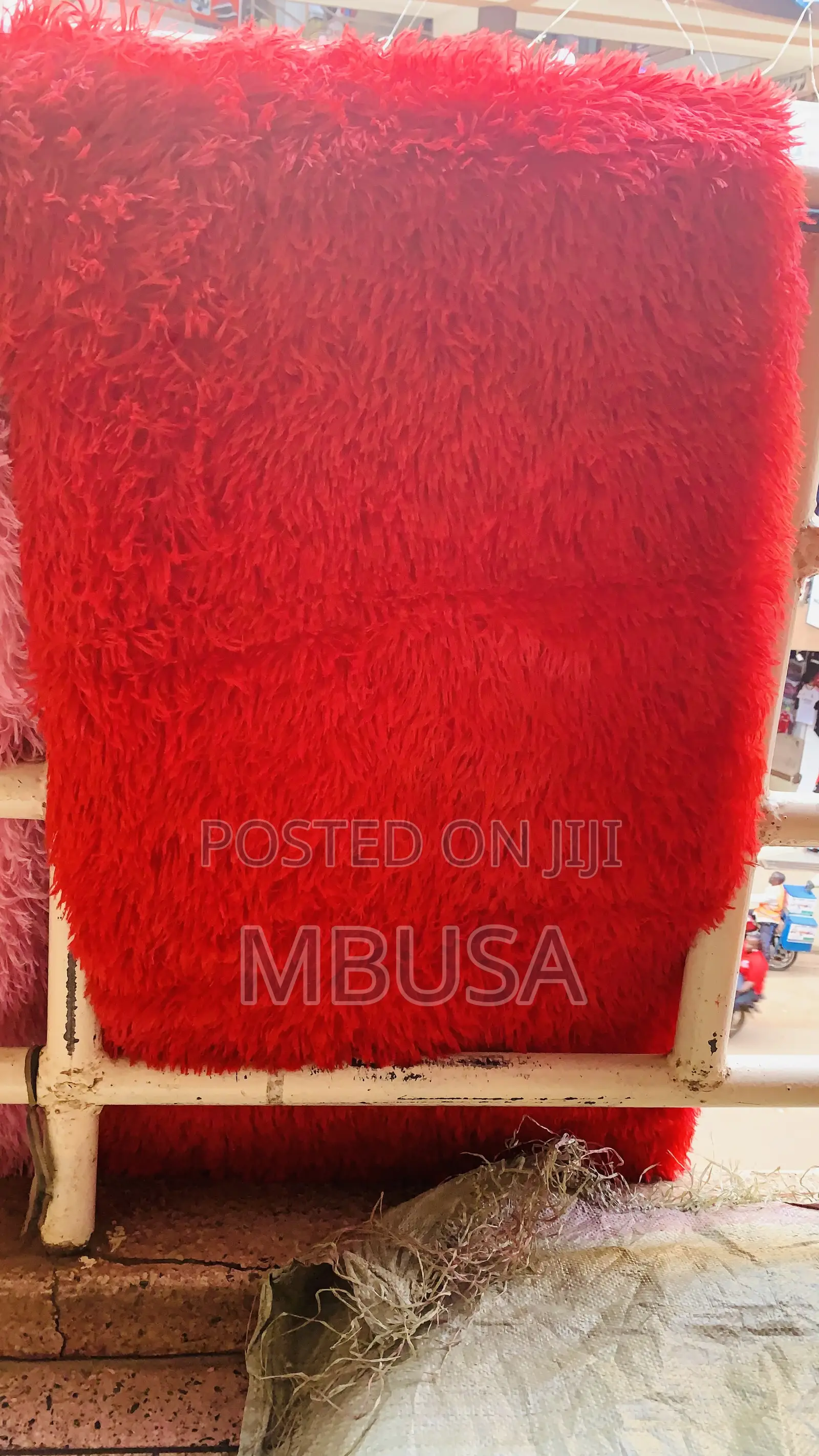 Medium Fuffly Carpet