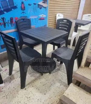 Outdoor Cottage Plastic Dinning Table ~ 4 Seater