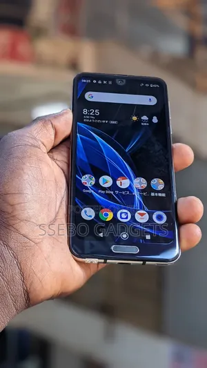 Sharp Aquos R2 64 GB Black