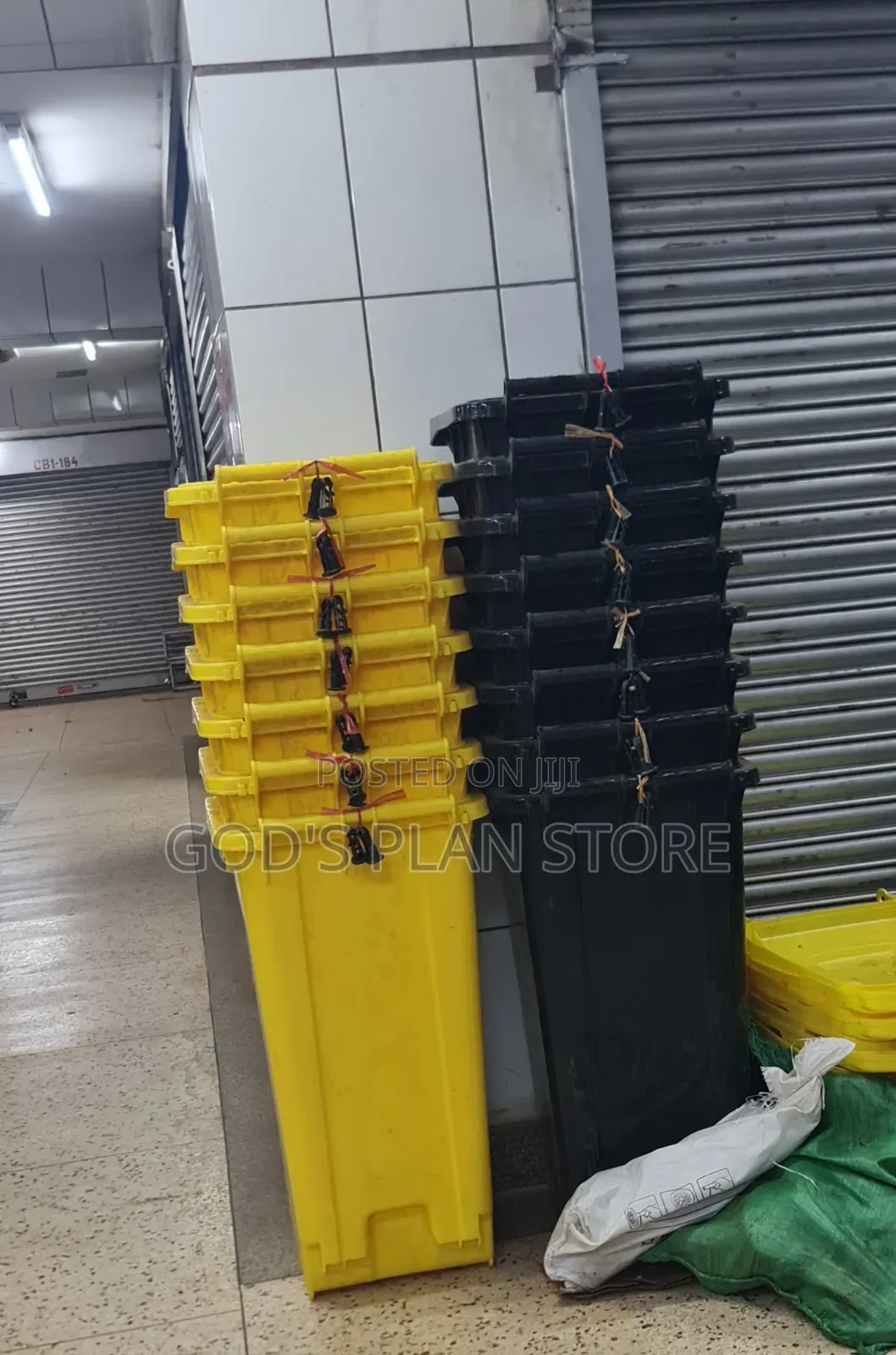 Yellow Black 120litres Plastic Dust Bins Plastic Dust Bins