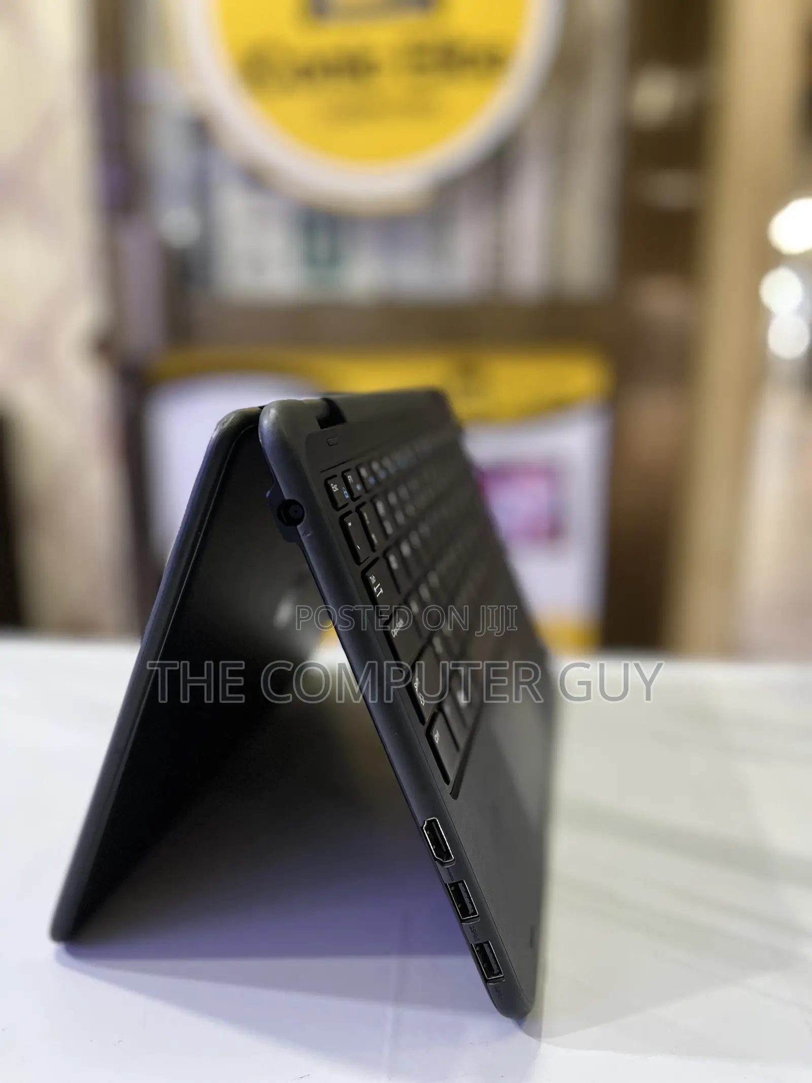 New Laptop Dell Latitude 11 3190 4GB Intel Core i5 SSD 128GB
