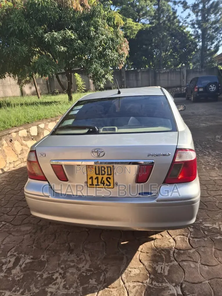 Toyota Premio 2002 Silver