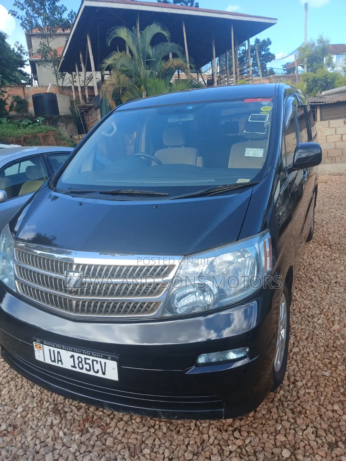 Toyota Alphard 2.4 Petrol AWD 2005 Black