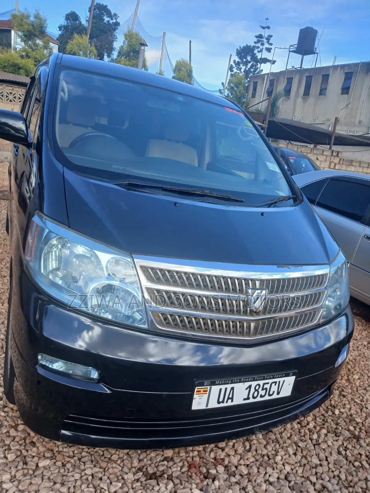 Toyota Alphard 2.4 Petrol AWD 2005 Black