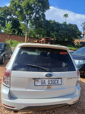 Subaru Forester 2.5X Automatic 2010 White