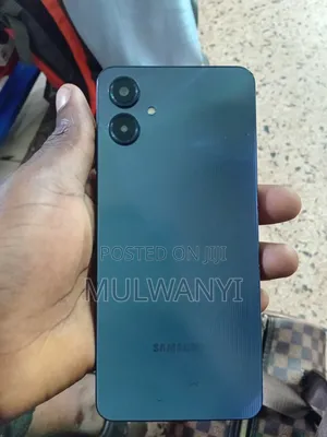 Samsung Galaxy A06 64 GB Black