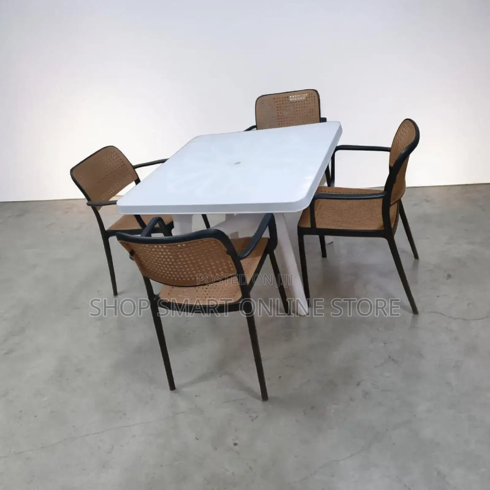 Patio Indoor Outdoor Plastic Table and Chairs Plastic Table and Chairs