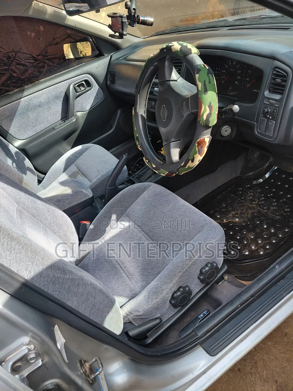 Nissan Primera 2000 Silver