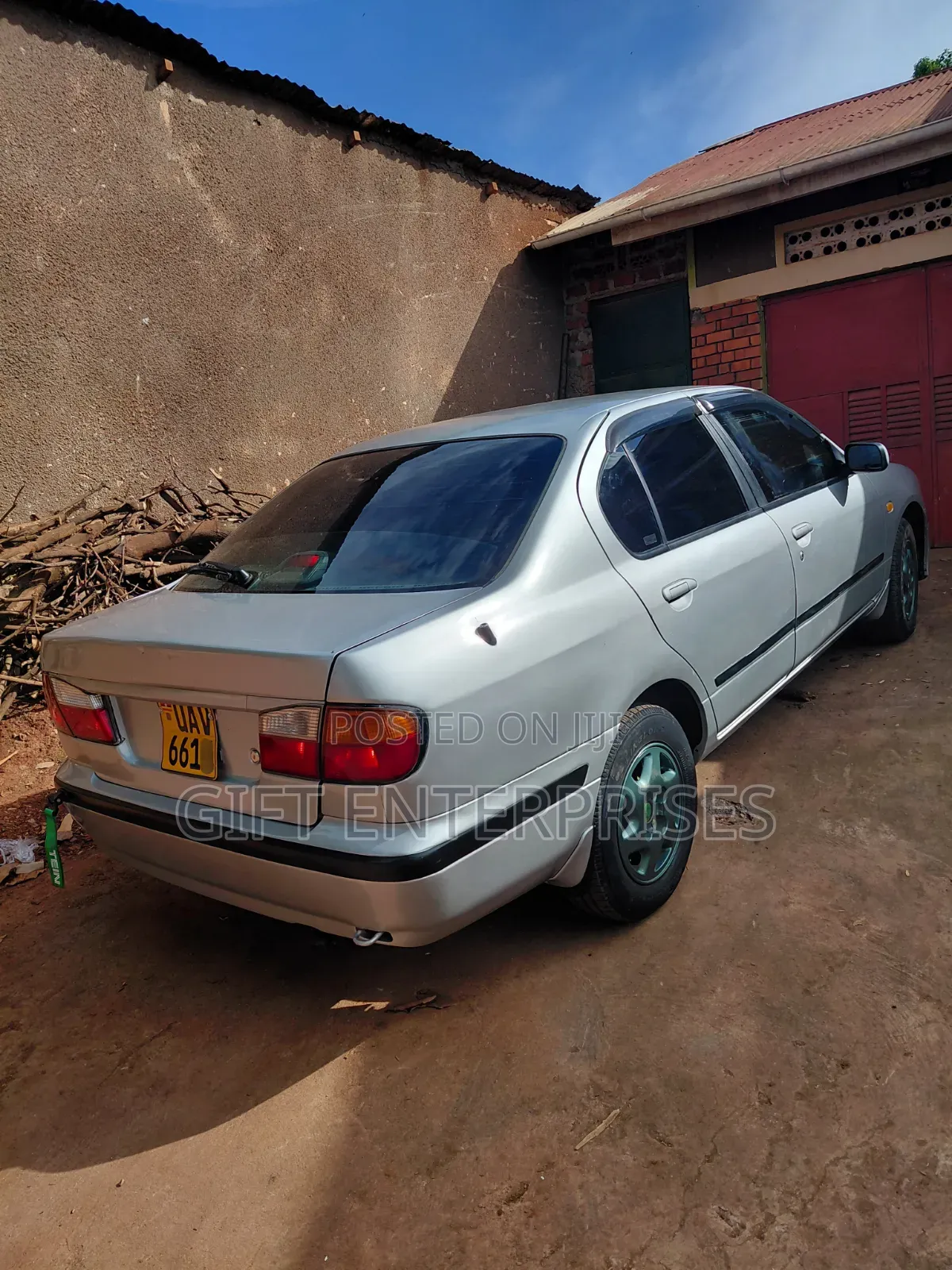 Nissan Primera 2000 Silver