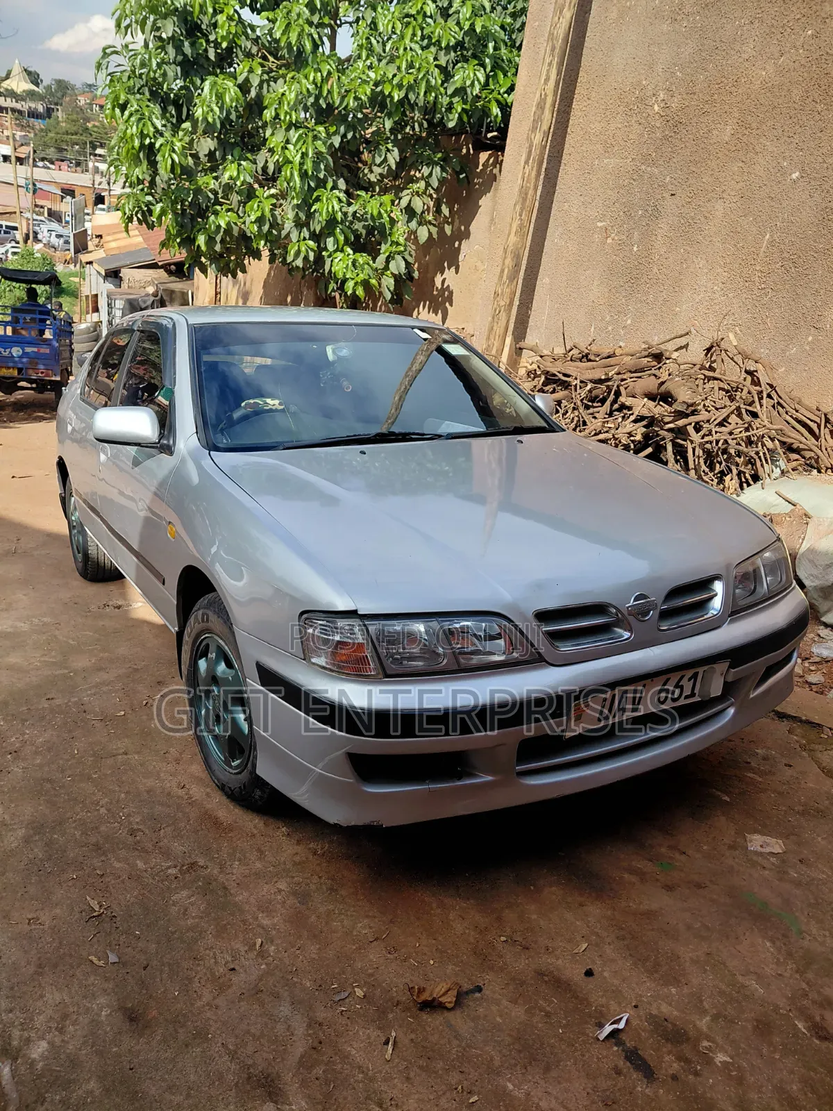 Nissan Primera 2000 Silver