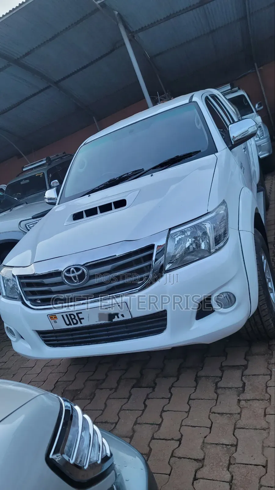 Toyota Hilux 2015 White