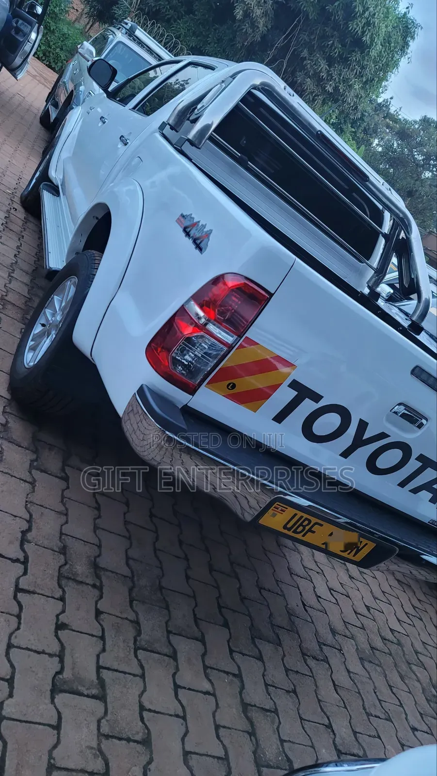 Toyota Hilux 2015 White
