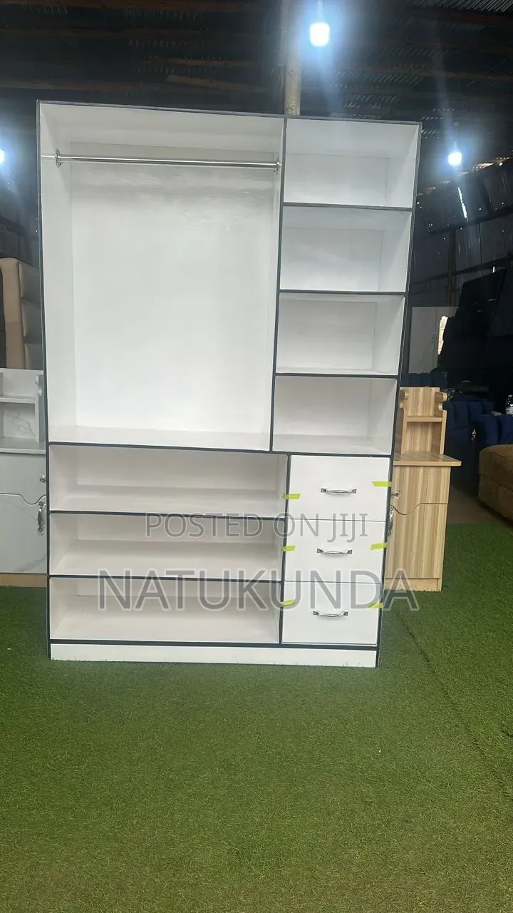 White Close With Shelves