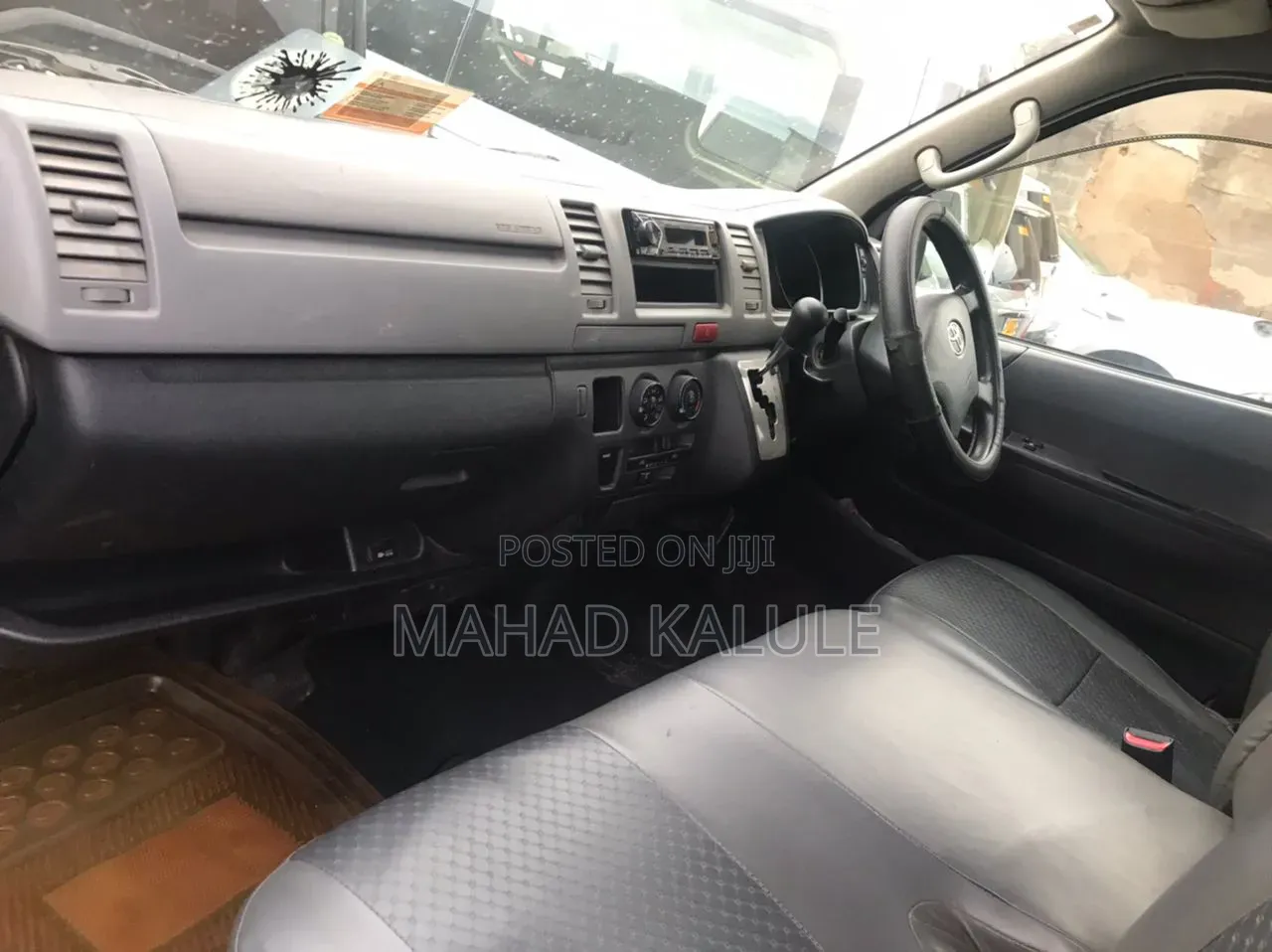 Toyota HiAce 2008 Silver
