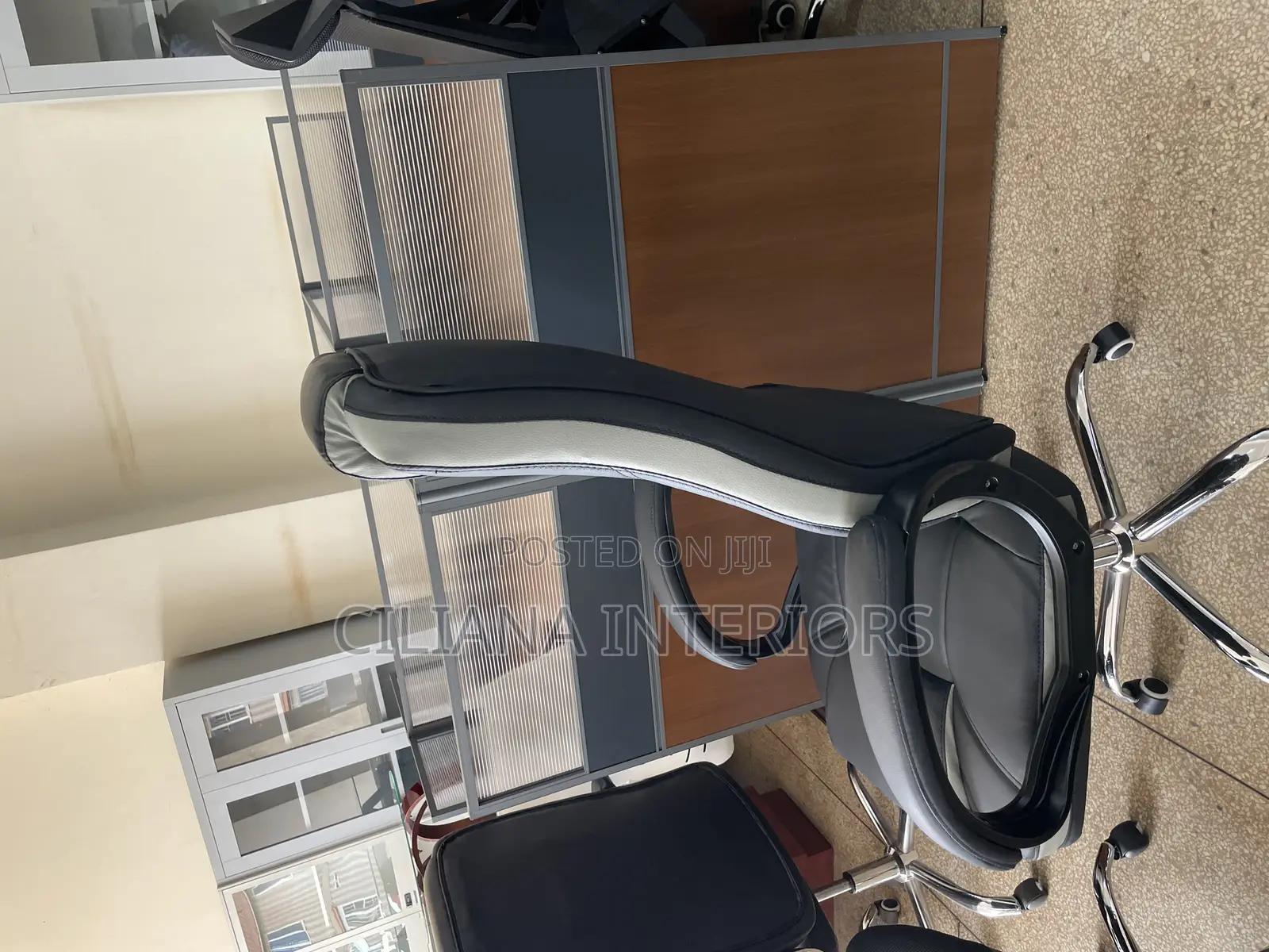 Attractive Office Chair