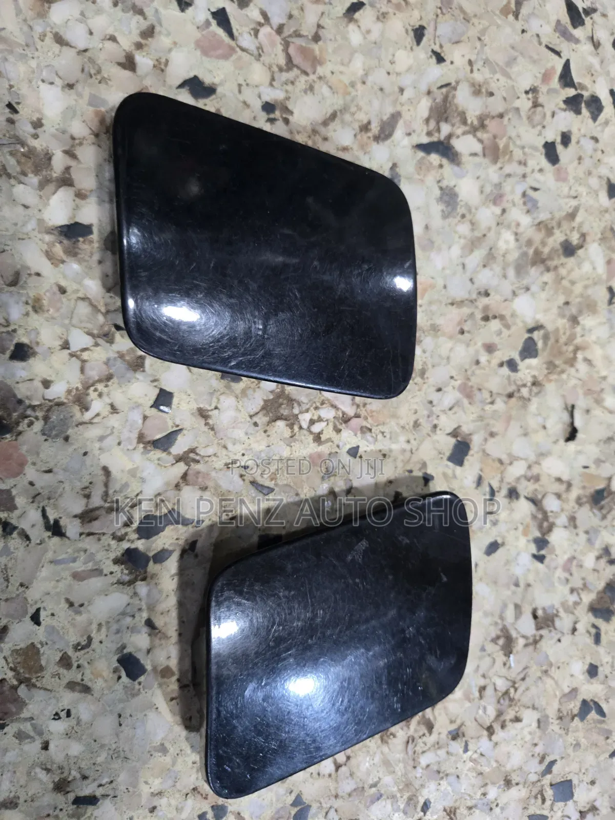 Rav4 2008 Bumper Cover / Tow Hook