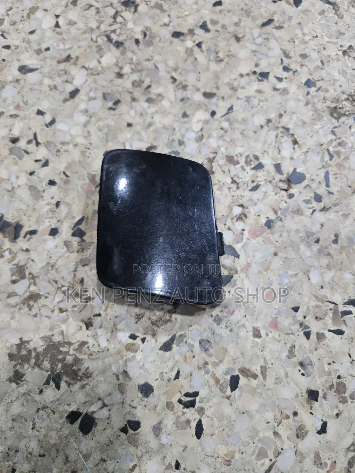 Rav4 2008 Bumper Cover / Tow Hook