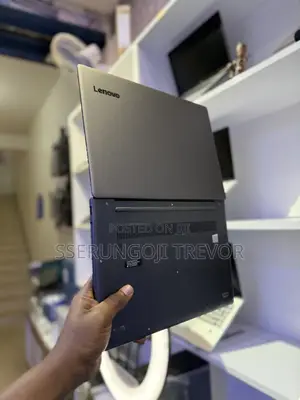 Laptop Lenovo Ideapad 3 8GB Intel Core i5 SSHD+SSD 256GB