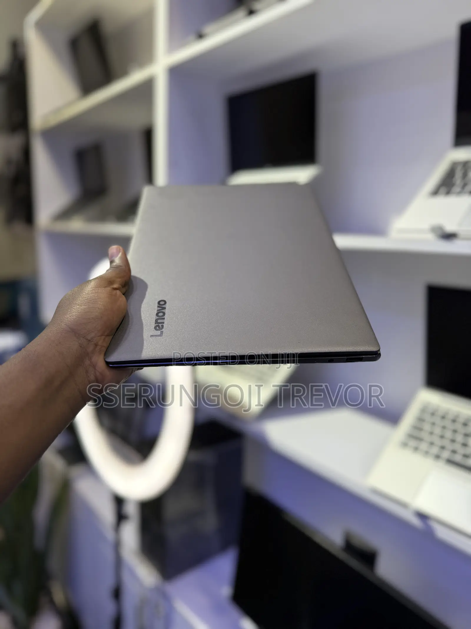 Laptop Lenovo Ideapad 3 8GB Intel Core i5 SSHD+SSD 256GB
