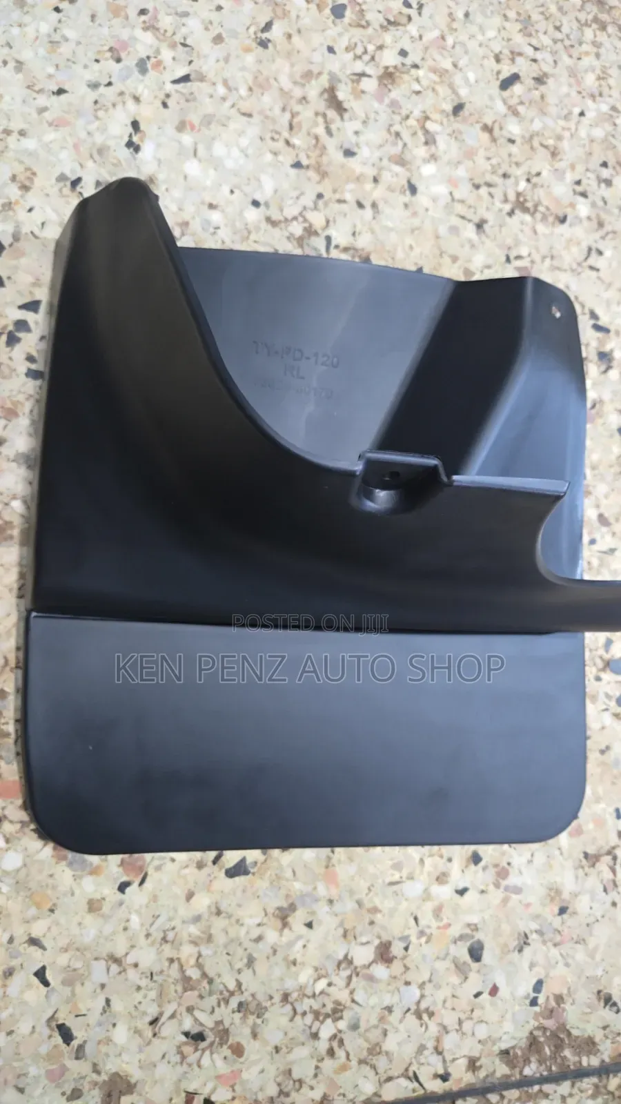 Landcruiser Lc120 Ronaldo Rear Mudflap