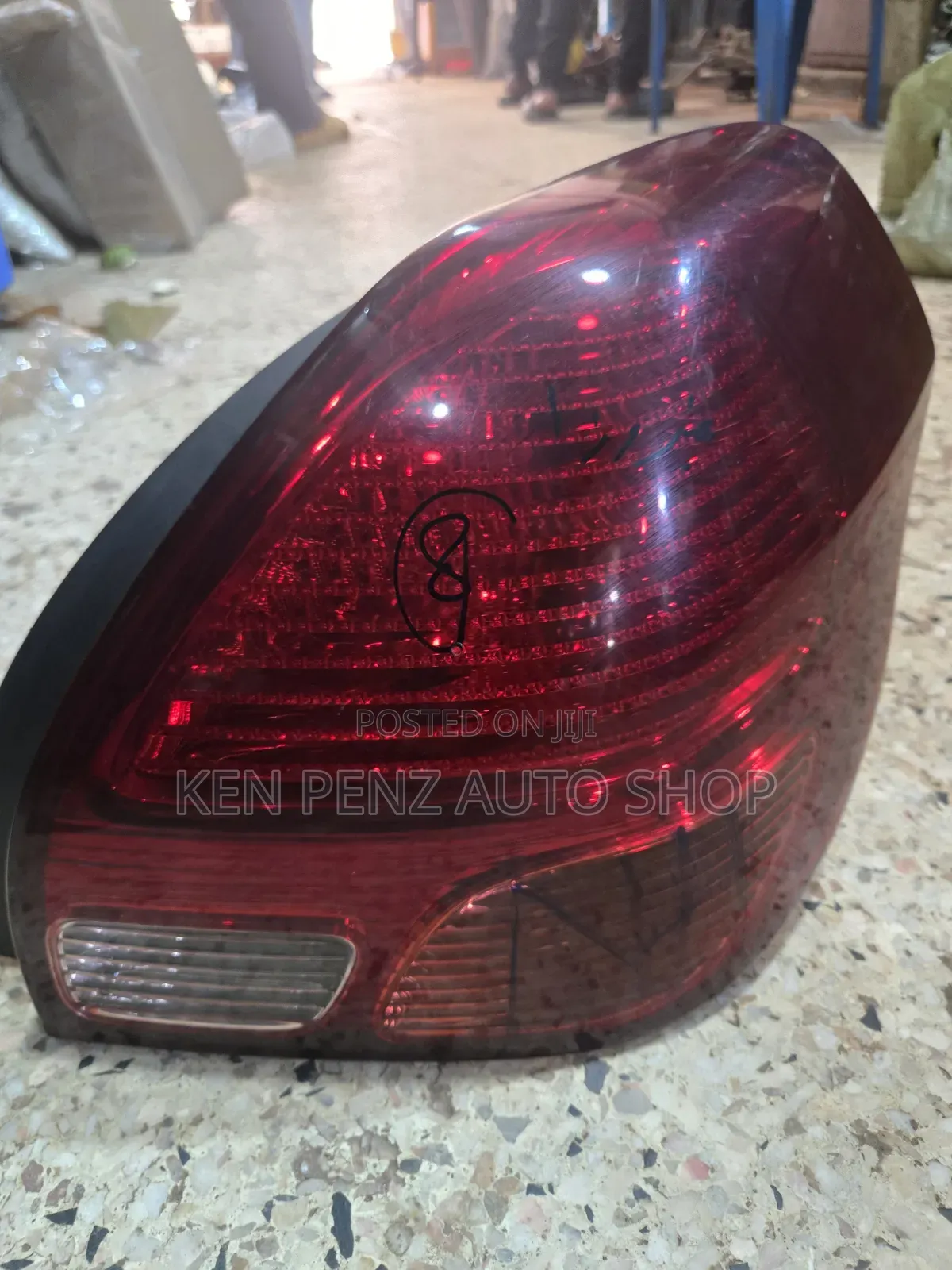 Toyota Verosa 2001 - 2003 Taillamp