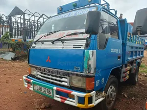Canter Tipper D33
