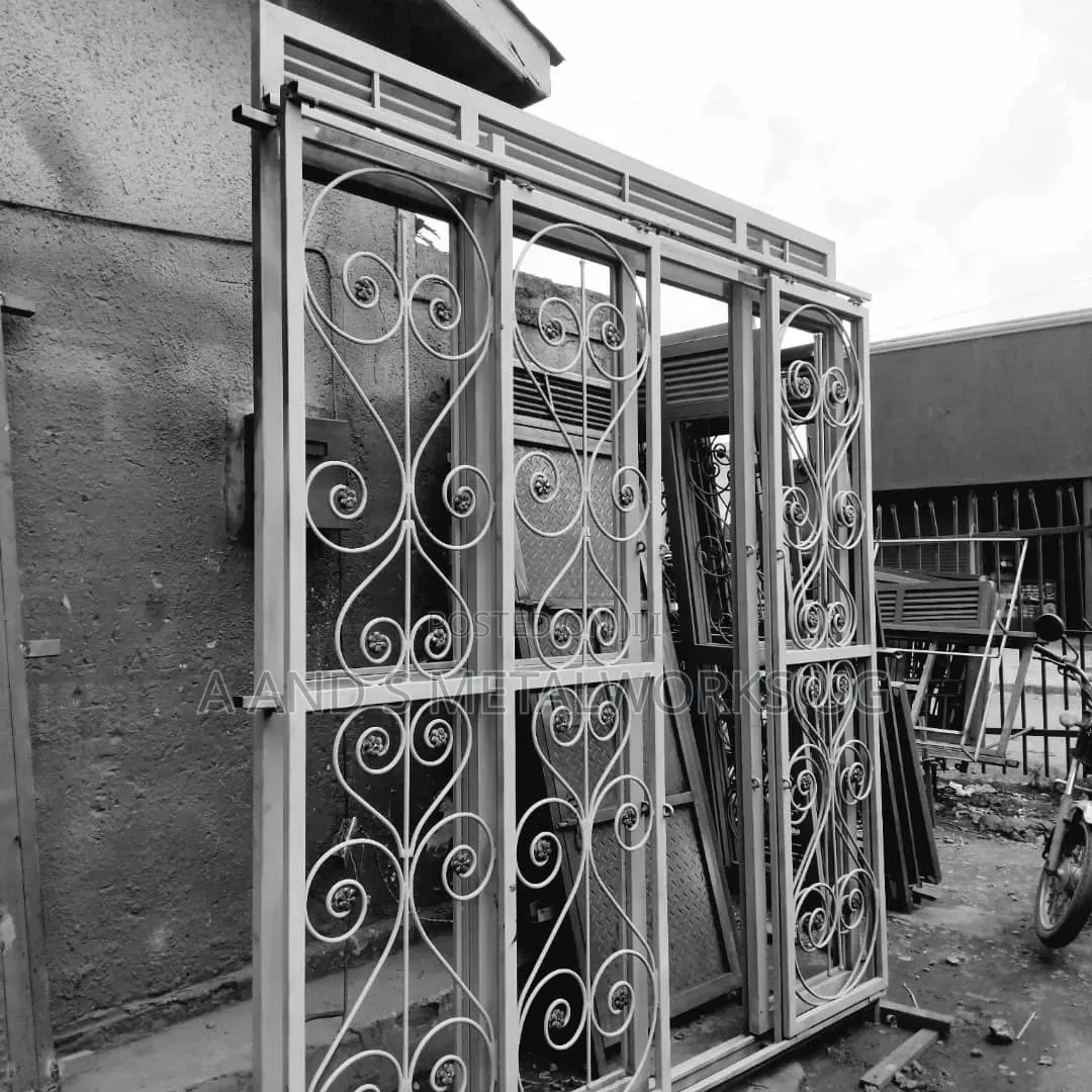 Sliding Doors