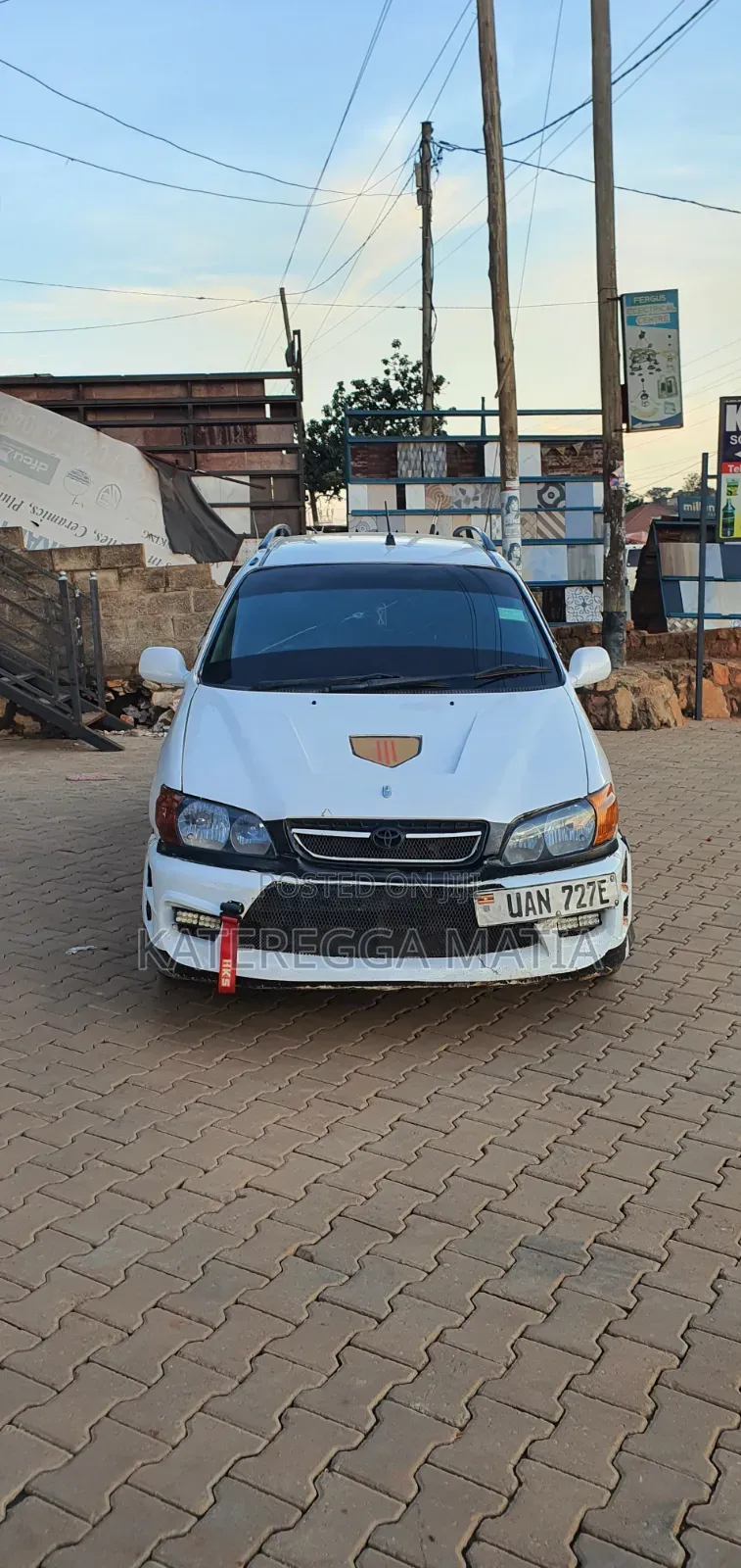 Toyota Ipsum 1999 White