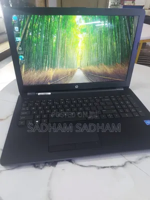 Laptop HP 15-ra003nia 4GB Intel Celeron HDD 500GB