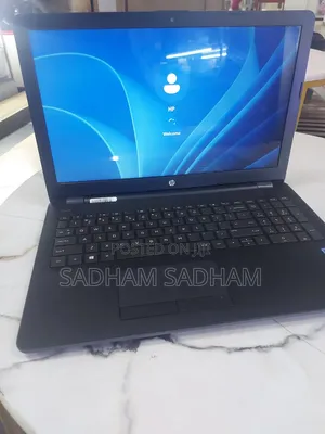 Laptop HP 15-ra003nia 4GB Intel Celeron HDD 500GB
