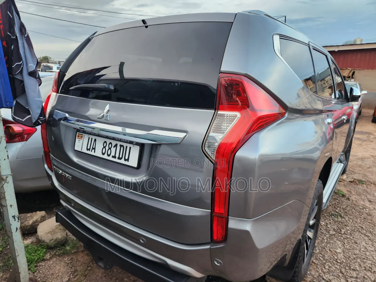 Mitsubishi Pajero Sport 2018 Gray